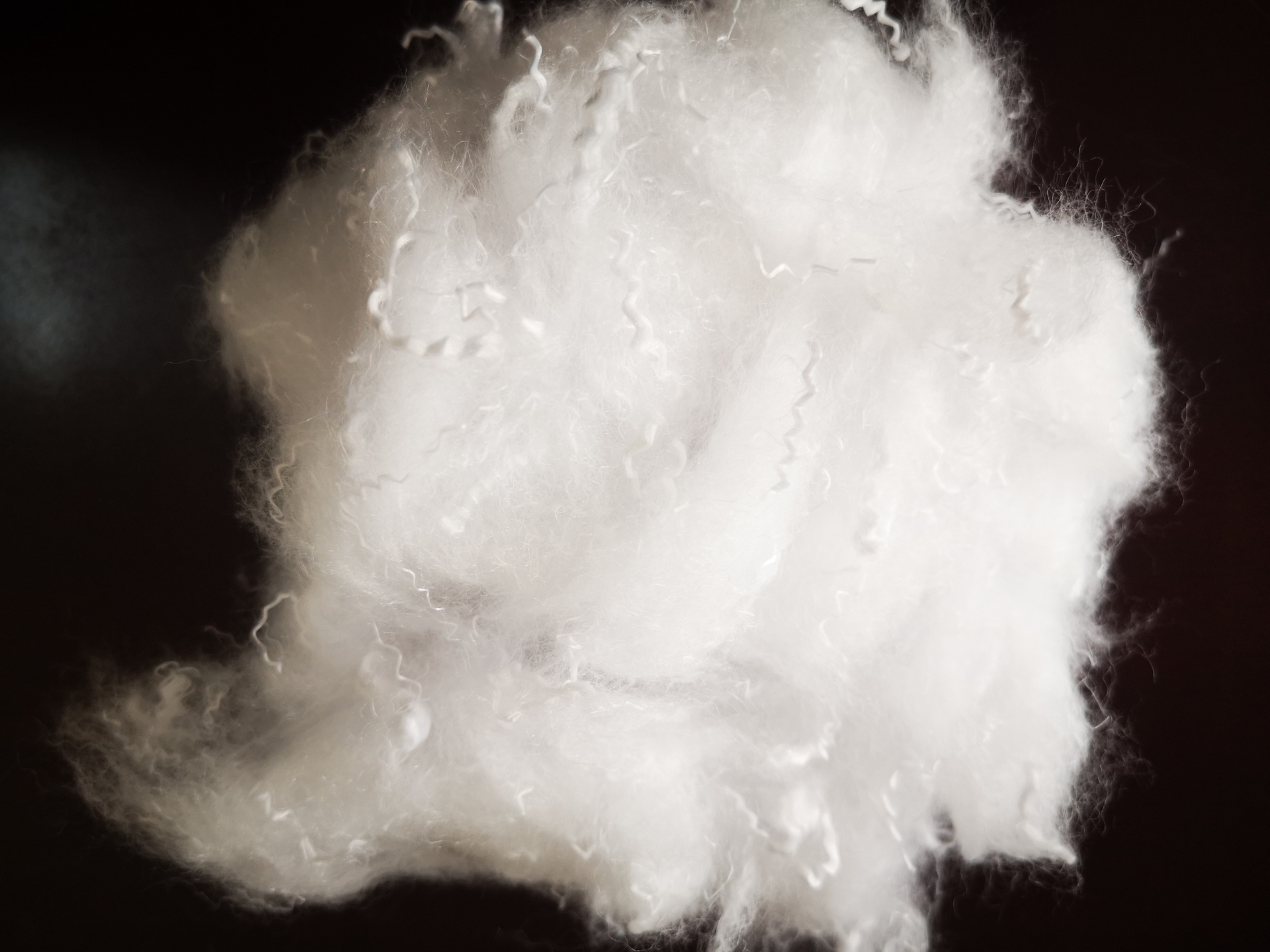 DOWN-LIKE MICROFIBER SILICONEZED FOR FILLING 0.9D-1.5D