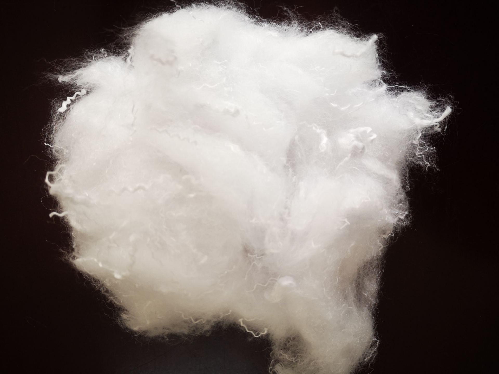 DOWN-LIKE MICROFIBER SILICONEZED FOR FILLING 0.9D-1.5D